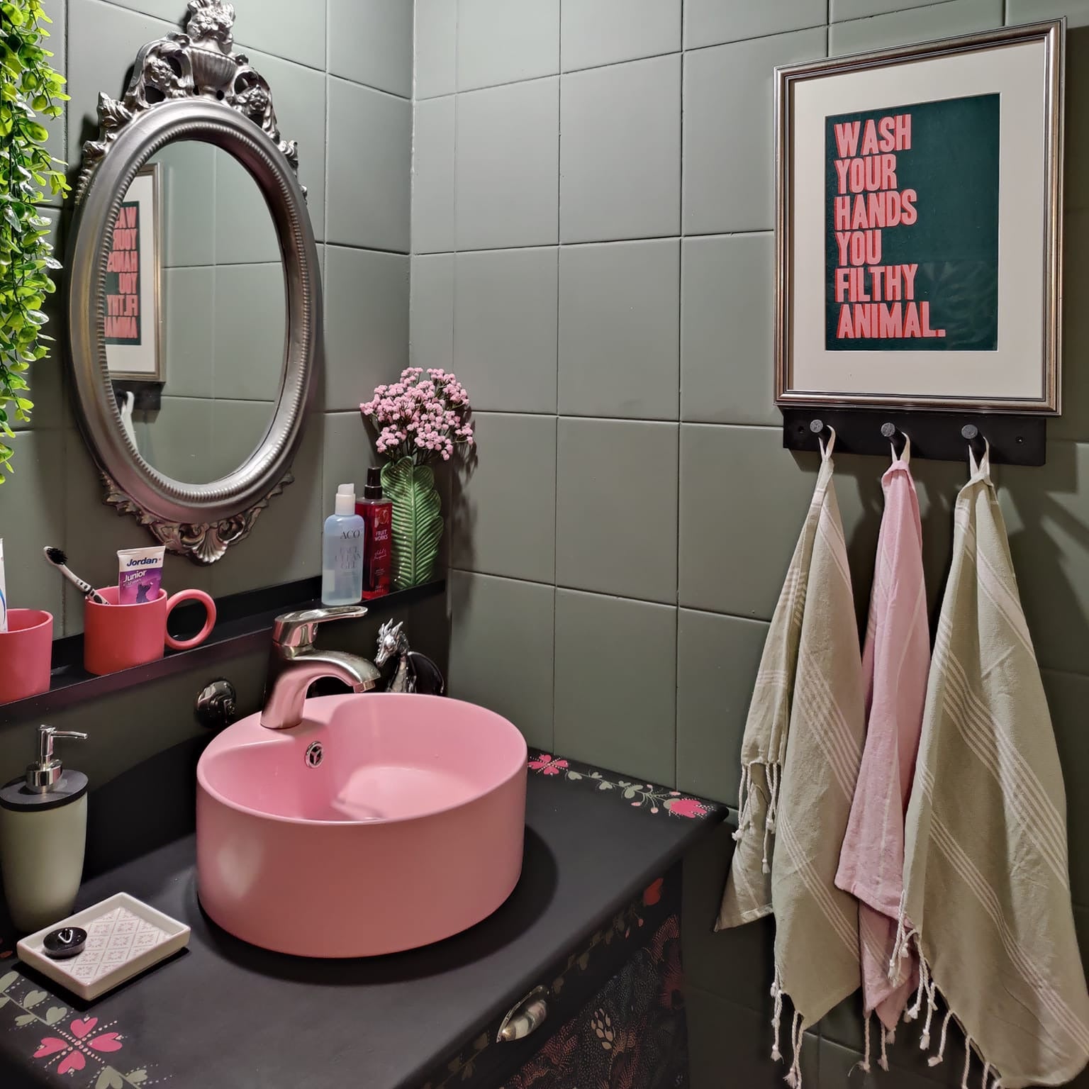 Henna_vessan_katto_Steaming_Green_12_065537f6-1539-4274-a3be-2f9e4a192858