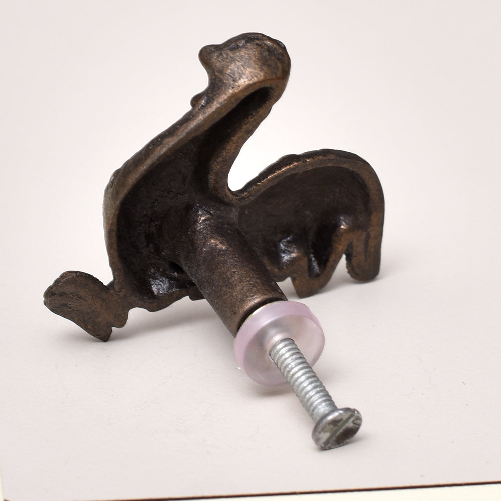 Kukko_metallinen_nuppi_vedin_laatikostoon_Frenchic_maalikaupasta.