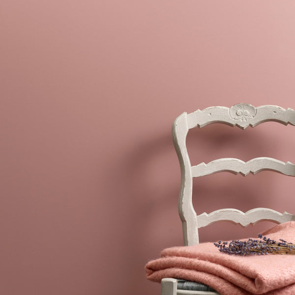 Last Dance - roosa maali TP - Trim Paint listamaali - Frenchic Paint Finland