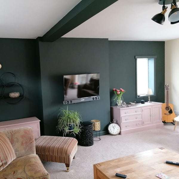 Black Forest - dark forest green wall paint