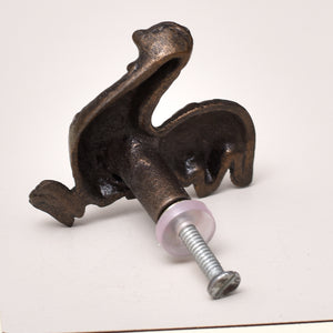 Kukko_metallinen_nuppi_vedin_laatikostoon_Frenchic_maalikaupasta.
