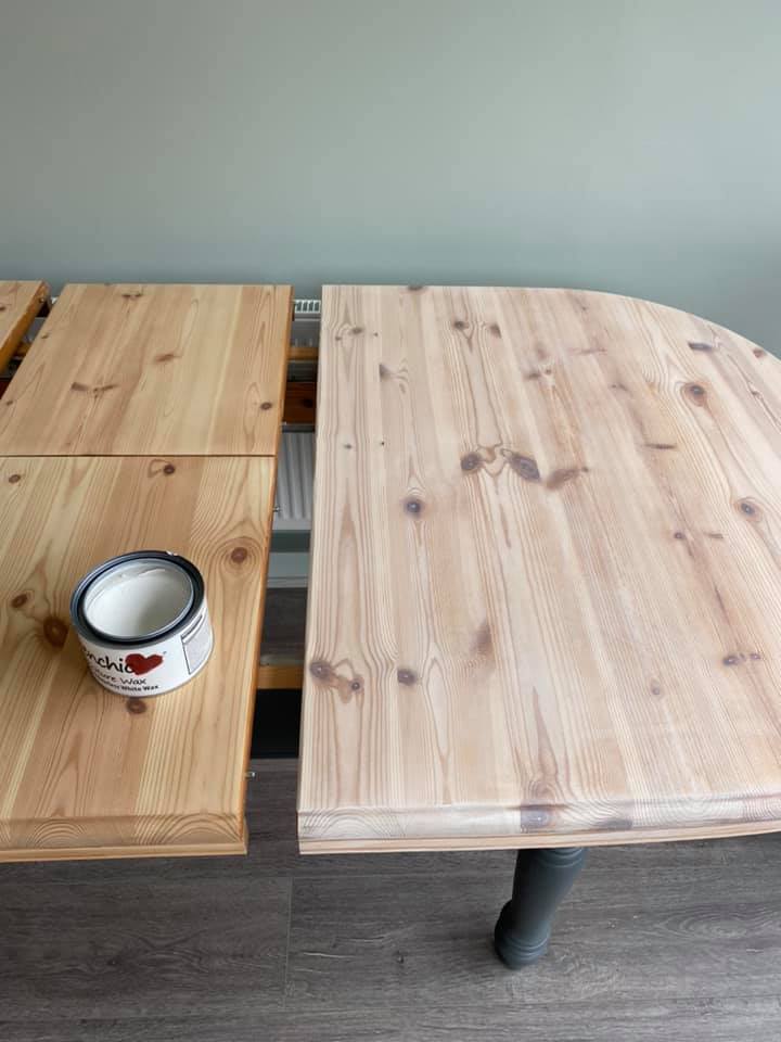 Smudge_Valkoinen_Frenchic_vaha_Gill_Crossley12