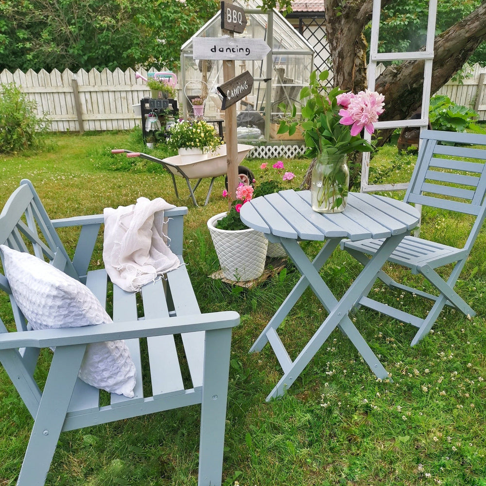 Ol’ Blue Eyes - sky blue Al Fresco furniture paint